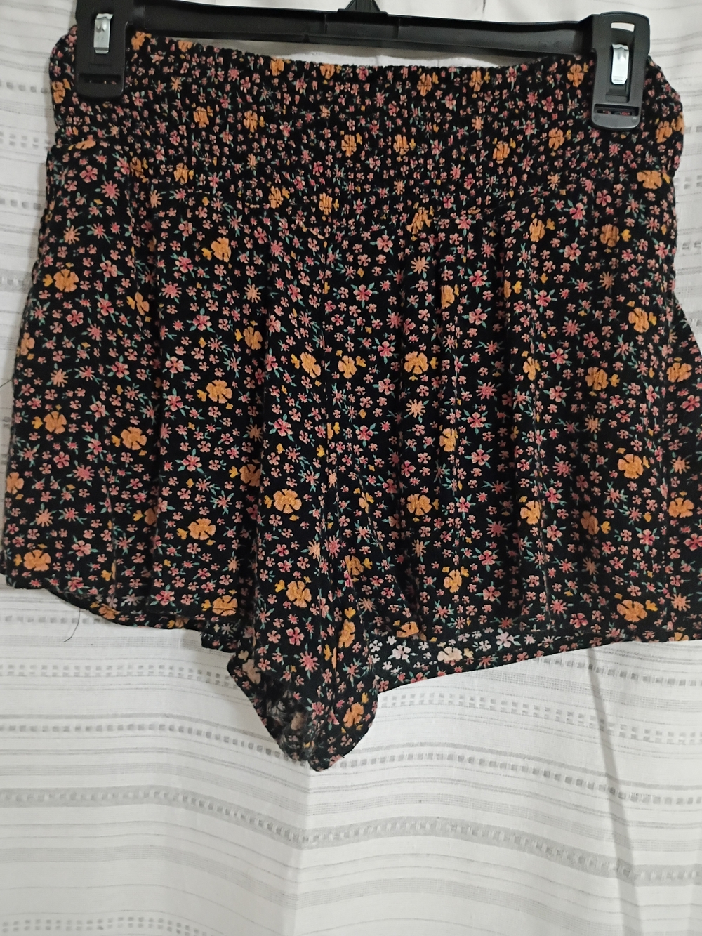 Aeropostale Black Floral Print Women’s Shorts